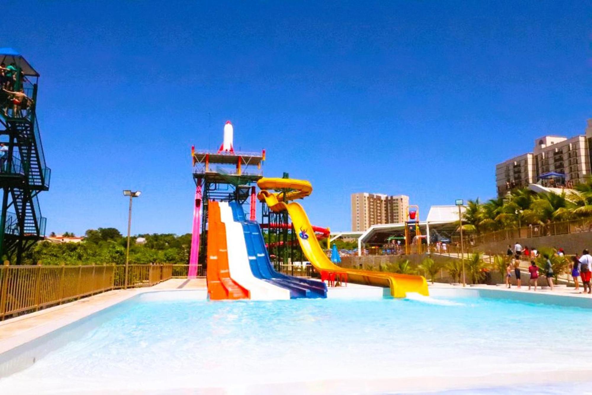 Spazzio Diroma - Cortesia Ao Diroma Acqua Park - Vulcao * Caldas Novas