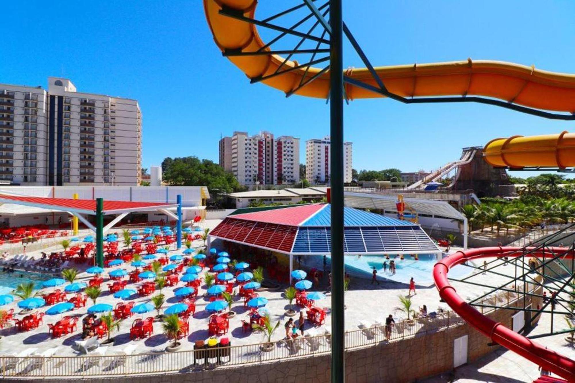 Spazzio Diroma - Cortesia Ao Diroma Acqua Park - Vulcao * Caldas Novas